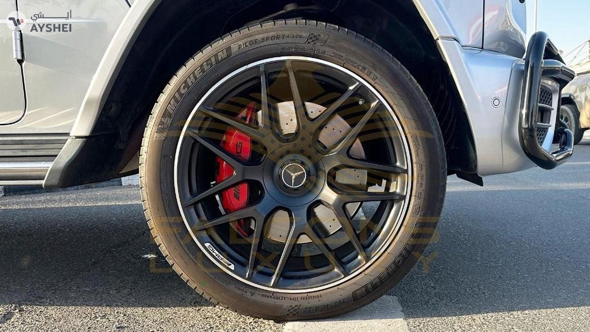 Mercedes-Benz G 63 AMG 4MATIC SUV-7-7