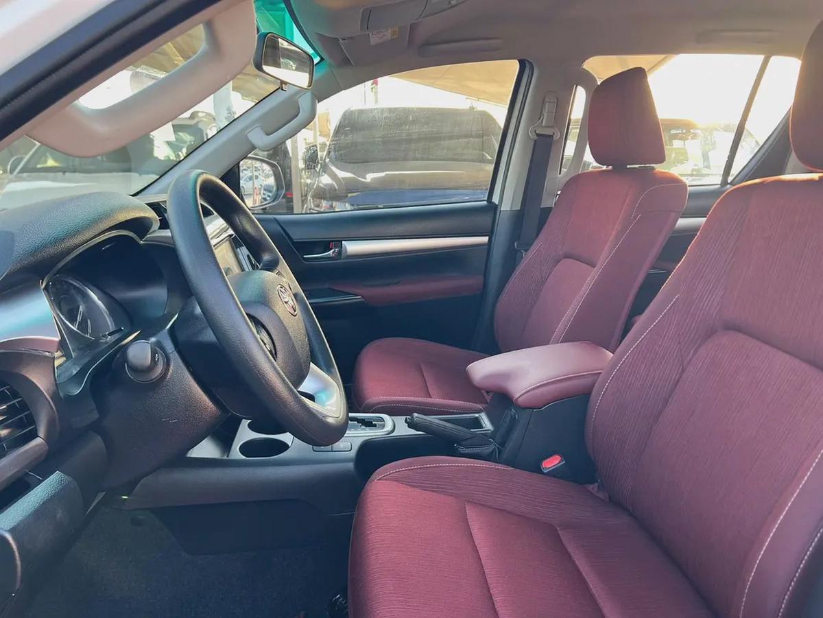 2025 | Toyota Hilux | 4X4 | Petrol | Full Automatic | GCC | Ref#936-8-8