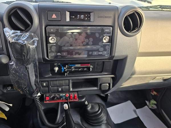 Toyota Land Cruiser 70 AMBULANCE LC78 4.2D MT MY2024