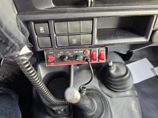 Toyota Land Cruiser 70 AMBULANCE LC78 4.2D MT MY2024