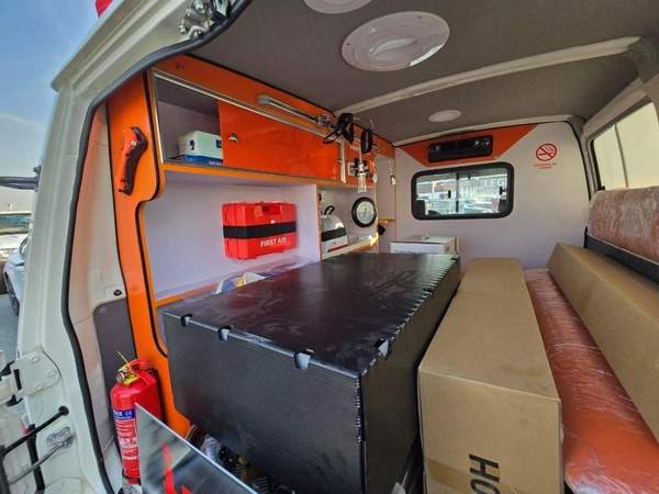 Toyota Land Cruiser 70 AMBULANCE LC78 4.2D MT MY2024