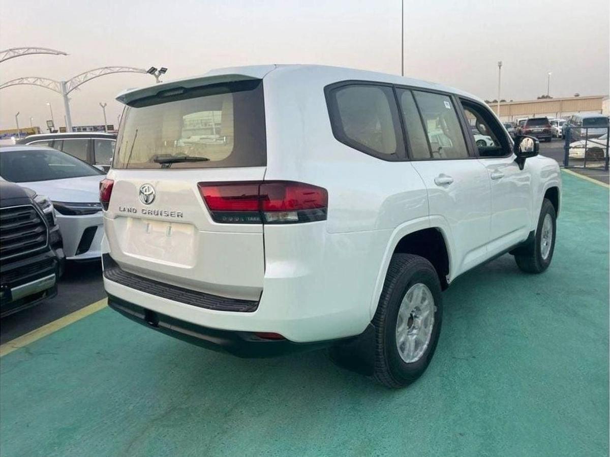 Toyota Land Cruiser LAND CRUISER 2026 MODEL GCC SPECS-4-4