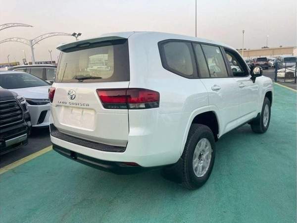 Toyota Land Cruiser LAND CRUISER 2026 MODEL GCC SPECS
