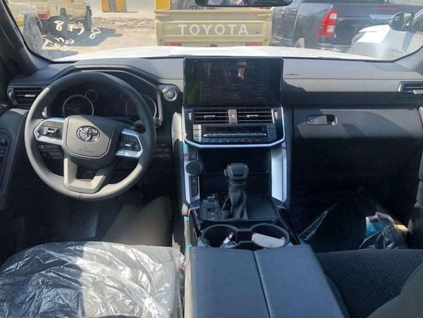 Toyota Land Cruiser LAND CRUISER 2026 MODEL GCC SPECS