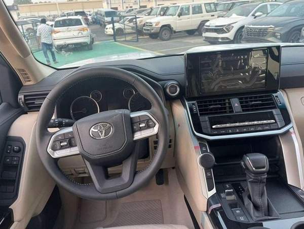 Toyota Land Cruiser LAND CRUISER 2026 MODEL GCC SPECS