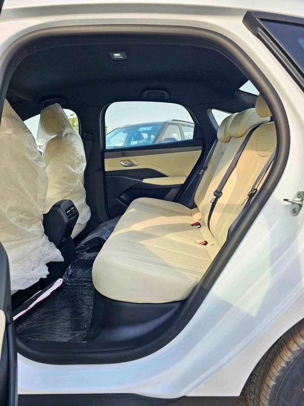 BYD QIN PLUS DMI 55 KM PLUG IN HYBRID / ELECTRIC / DVD+CAMERA (CODE # QINPDMI)