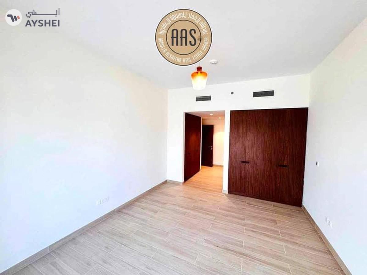 BURJ KHALIFA VIEW || BRAND NEW 2BHK || PARKING-16-16