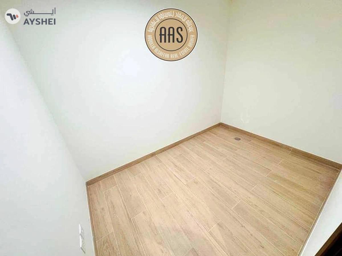 BURJ KHALIFA VIEW || BRAND NEW 2BHK || PARKING-4-4