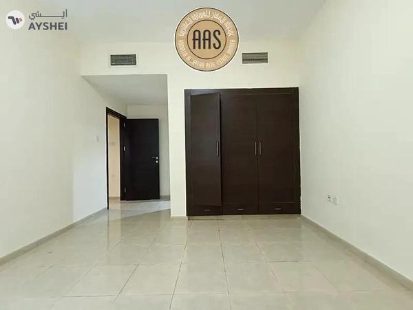 Very Spacious 2Bhk Living available in 68000