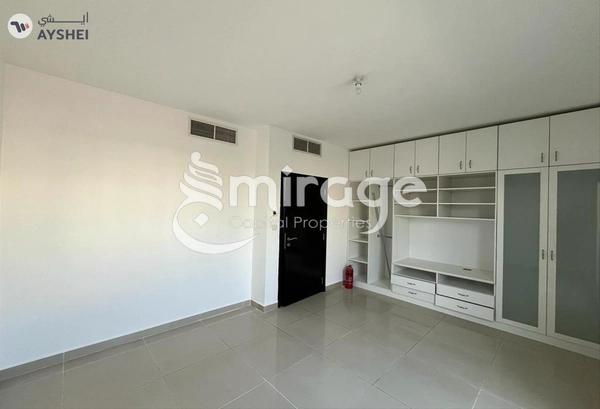 TOWNHOUSE FOR SALE IN DESERT STYLE, AL REEF VILLAS