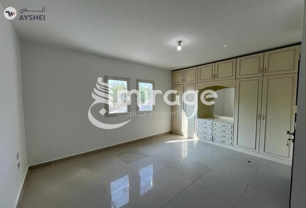 TOWNHOUSE FOR SALE IN DESERT STYLE, AL REEF VILLAS