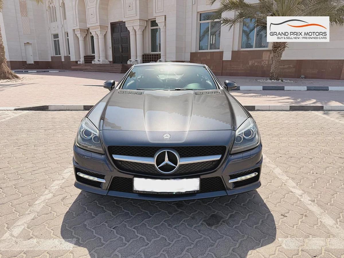 Mercedes Benz SLK200 Compressor Convertible 2015 Model GCC Specs In Perfect Condition-1-1