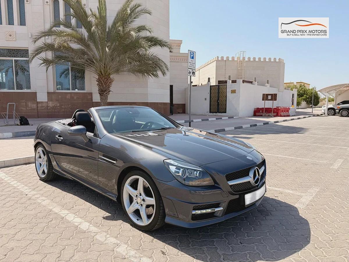 Mercedes Benz SLK200 Compressor Convertible 2015 Model GCC Specs In Perfect Condition-2-2