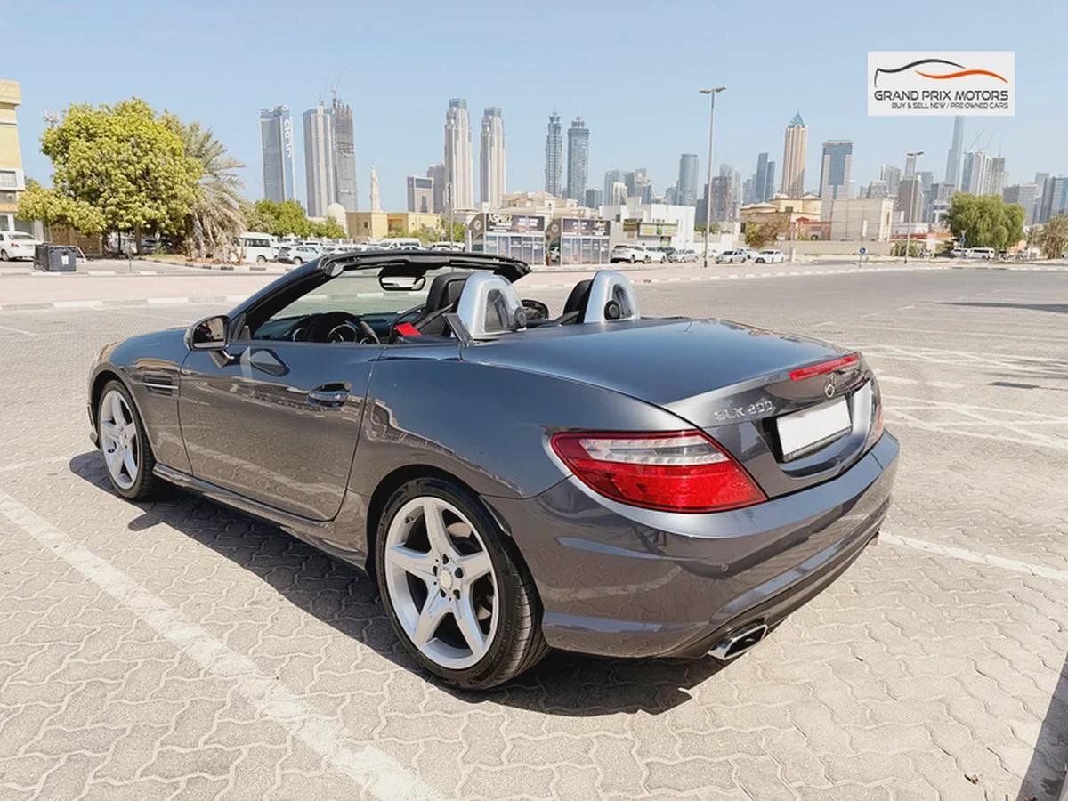 Mercedes Benz SLK200 Compressor Convertible 2015 Model GCC Specs In Perfect Condition-5-5