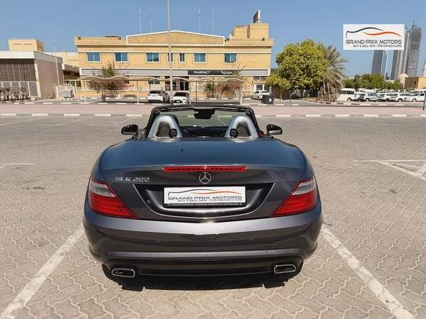 Mercedes Benz SLK200 Compressor Convertible 2015 Model GCC Specs In Perfect Condition