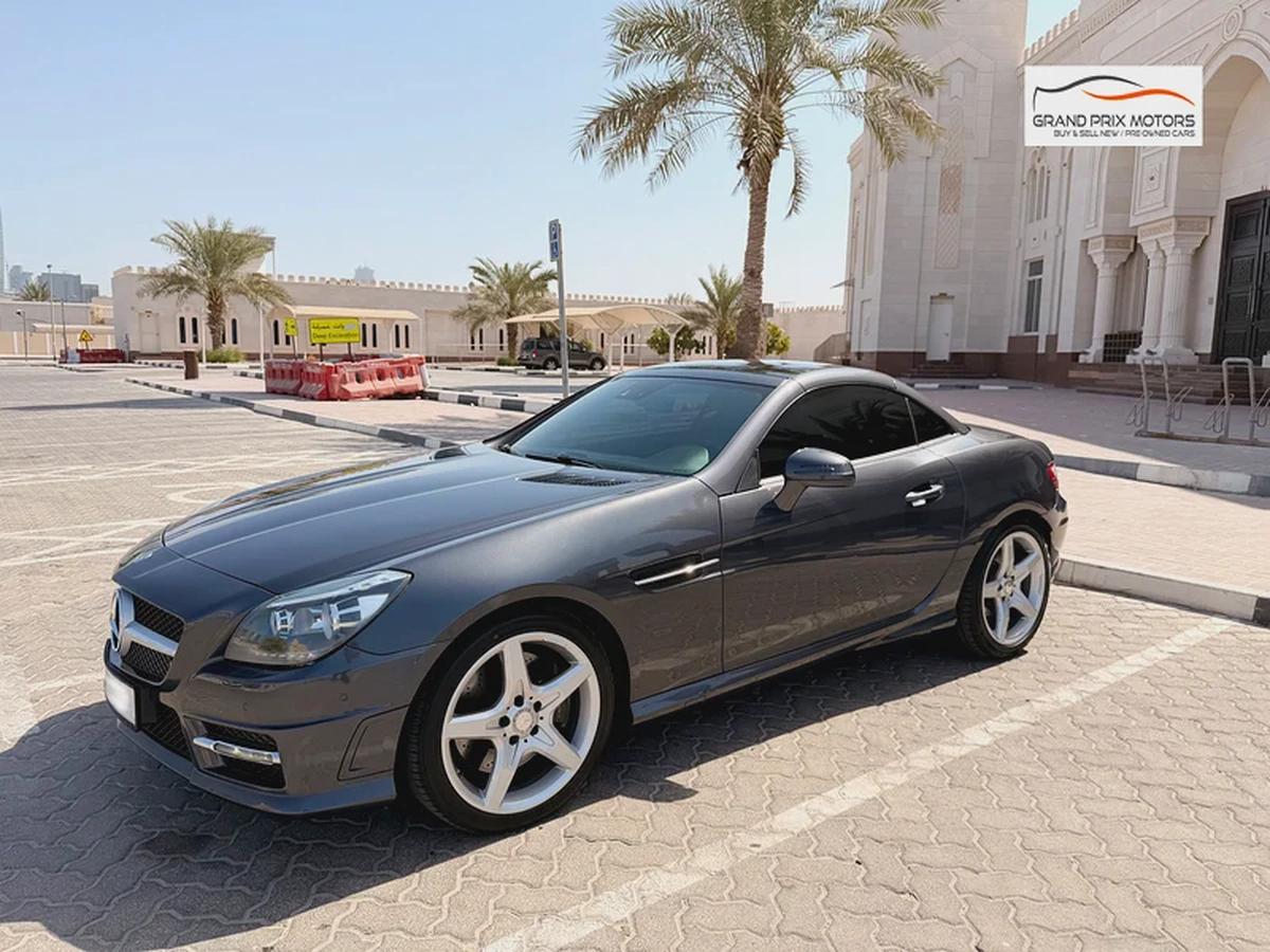 Mercedes Benz SLK200 Compressor Convertible 2015 Model GCC Specs In Perfect Condition-9-9