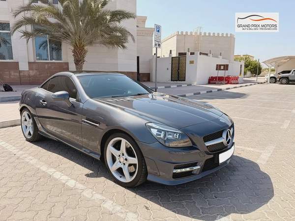 Mercedes Benz SLK200 Compressor Convertible 2015 Model GCC Specs In Perfect Condition
