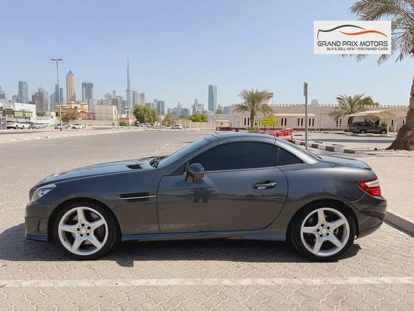 Mercedes Benz SLK200 Compressor Convertible 2015 Model GCC Specs In Perfect Condition
