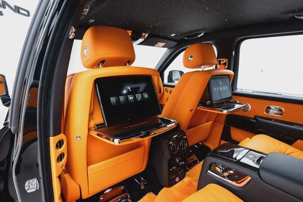 2026 ROLLS ROYCE CULLINAN BY MANSORY | GCC | WARRANTY SERVICE | FULL CARBON