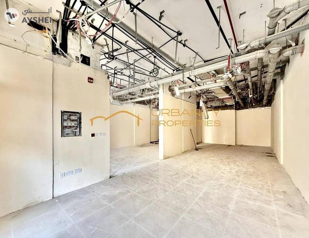 HIGH VISIBILITY RETAIL SPACE | MAIN ROAD FRONTAGE | PRIME CBD LOCATION | NEAR BUS STOP-6-6