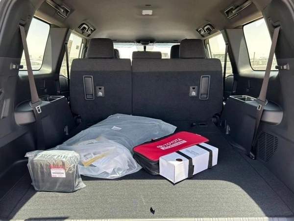 Toyota Prado 2.4L PETROL AVAILABLE DIESEL 2024 GCC