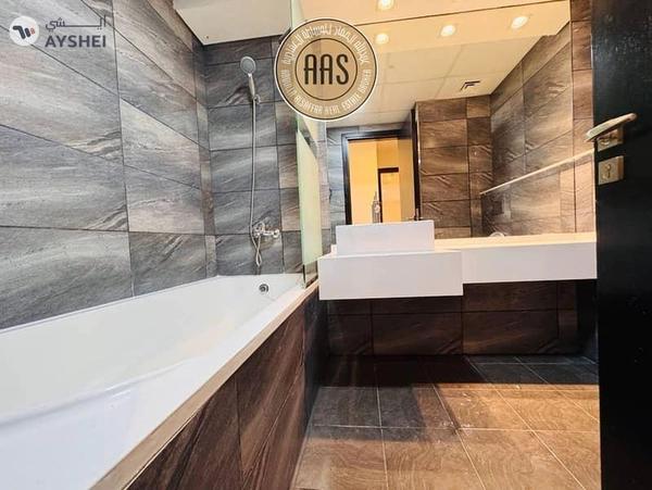 SPACIOUS 2BHK || FAMILY BUILDING || NEAR TO METRO