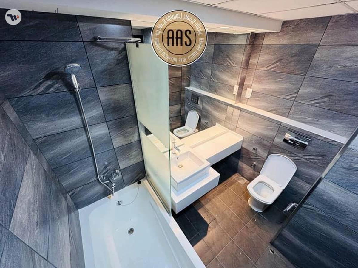 SPACIOUS 2BHK || FAMILY BUILDING || NEAR TO METRO-12-12