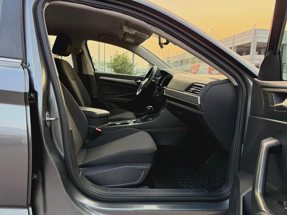 2019 Volkswagen Jetta GLI - American Specs-7-7