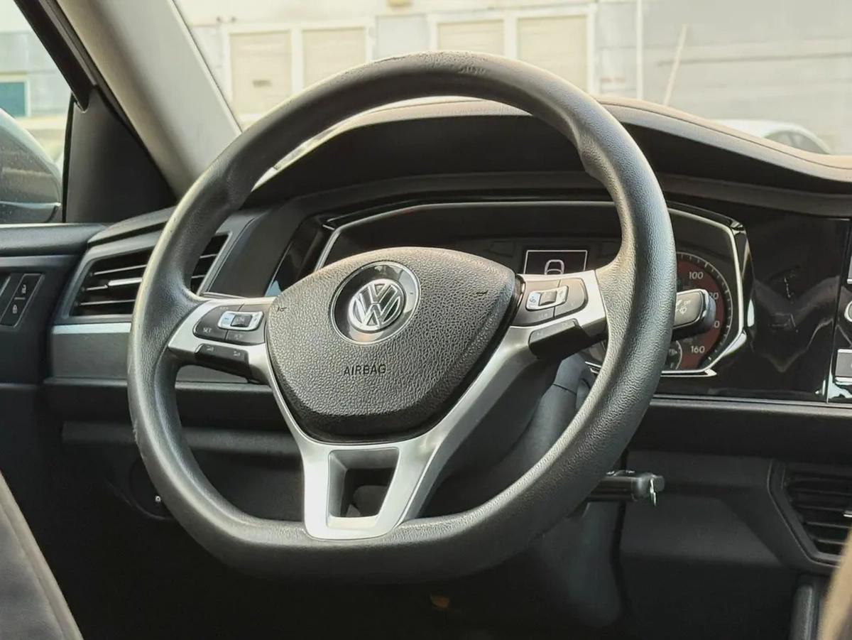 2019 Volkswagen Jetta GLI - American Specs-10-10