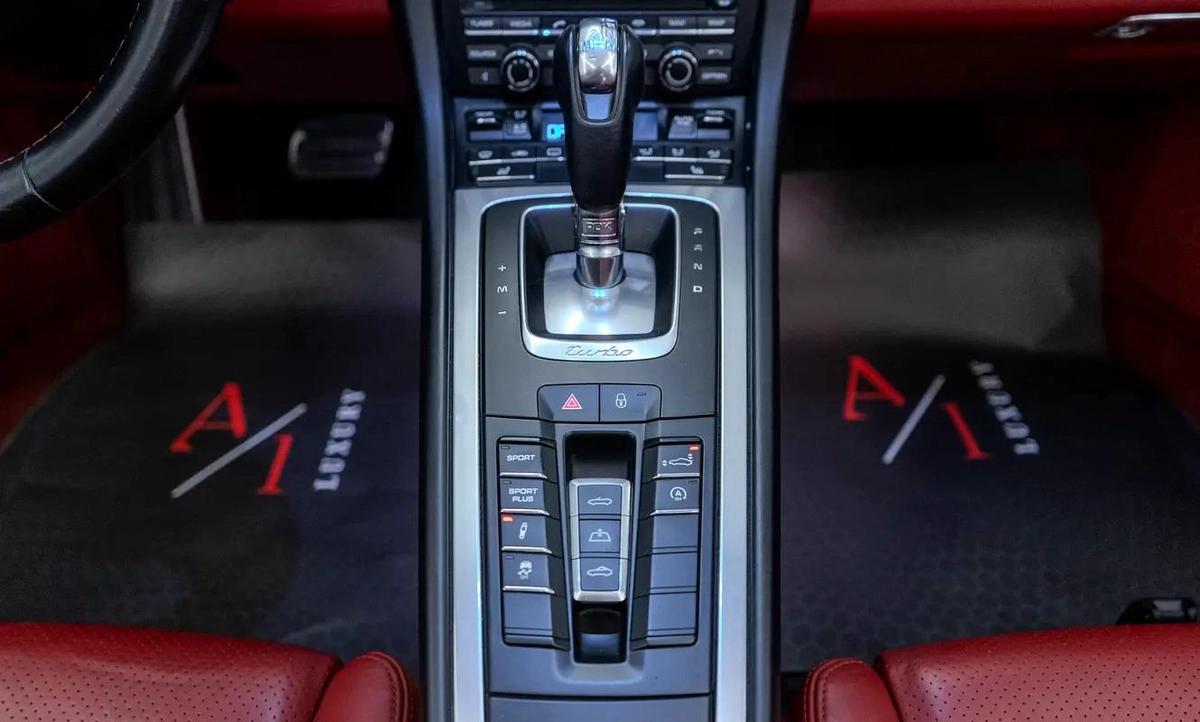 2015 Porsche 911 Turbo Convertible, Fully Loaded, Excellent Condition, GCC Spec-5-5