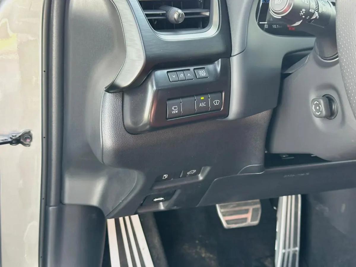 2024 Lexus UX 300h F Sport Prestige - GCC Specs - Brand New-10-10