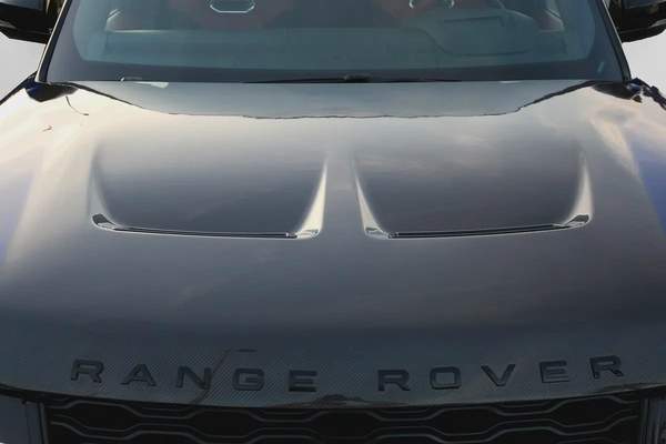 RANGE ROVER SPORT SVR - 2020 - CARBON EDITION - AMAZING CONDITION FULLY LOADED -