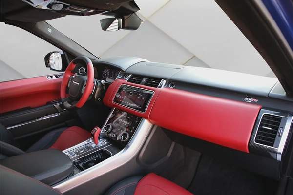 RANGE ROVER SPORT SVR - 2020 - CARBON EDITION - AMAZING CONDITION FULLY LOADED -