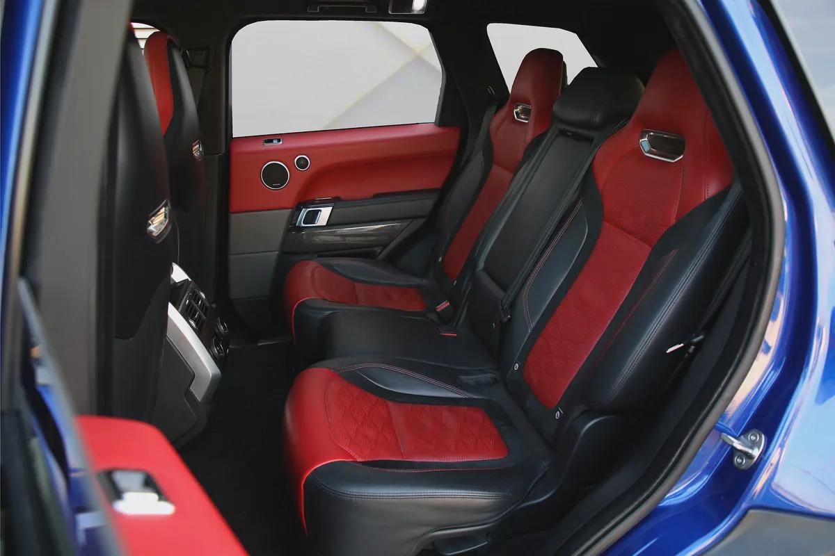 RANGE ROVER SPORT SVR - 2020 - CARBON EDITION - AMAZING CONDITION FULLY LOADED --9-9