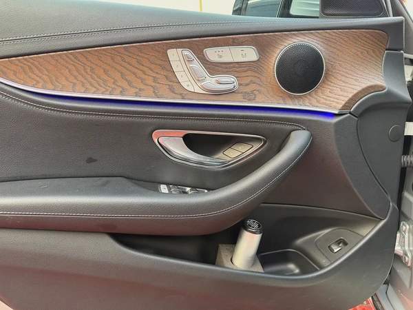 Mercedes Benz E400