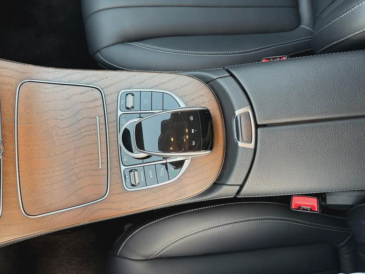 Mercedes Benz E400-8-8