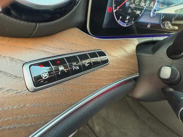 Mercedes Benz E400