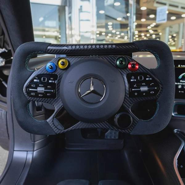 2024 MERCEDES AMG ONE BRAND NEW ( 1 OF 275)