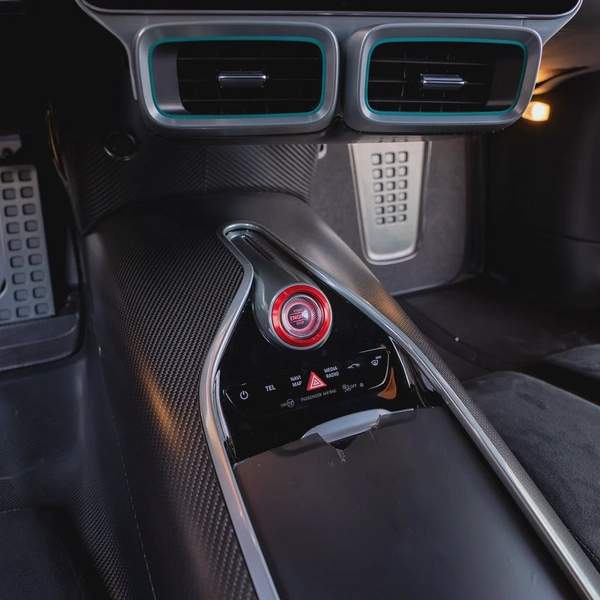 2024 MERCEDES AMG ONE BRAND NEW ( 1 OF 275)