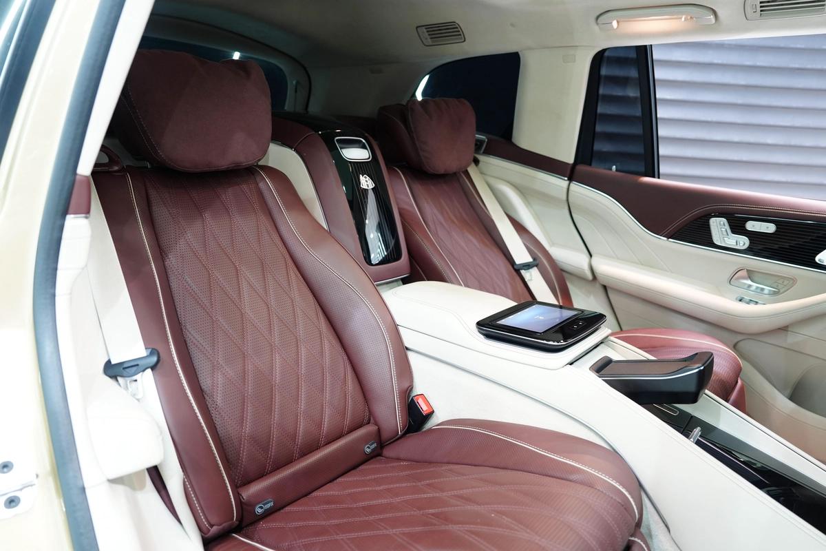 Mercedes-Benz GLS 600 2024-9-9