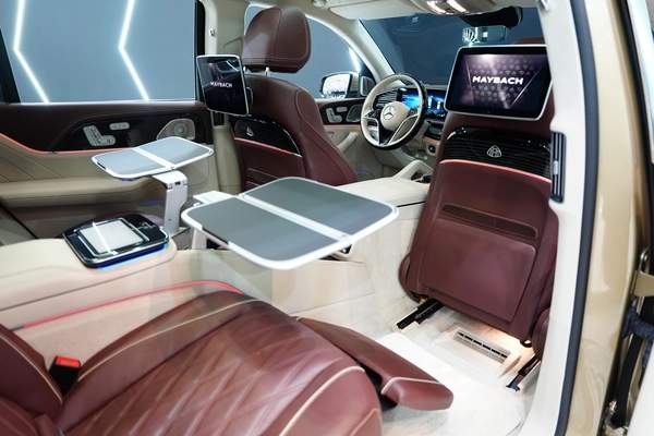 Mercedes-Benz GLS 600 2024