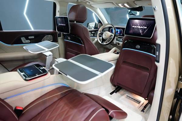 Mercedes-Benz GLS 600 2024