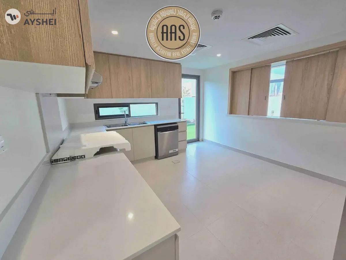 Brand New 5 BR Villa || Corner Unit Fully Fitted Kitchen-12-12