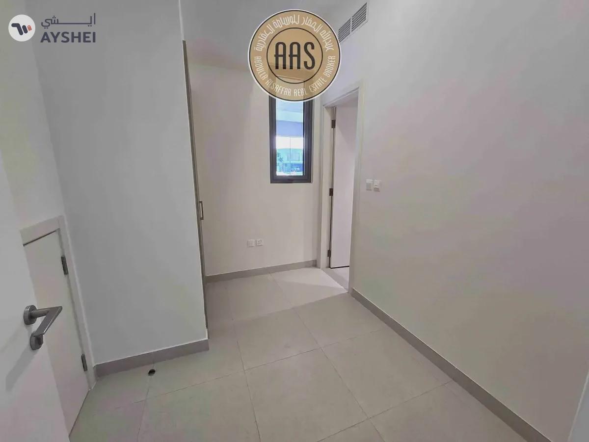 Brand New 5 BR Villa || Corner Unit Fully Fitted Kitchen-17-17