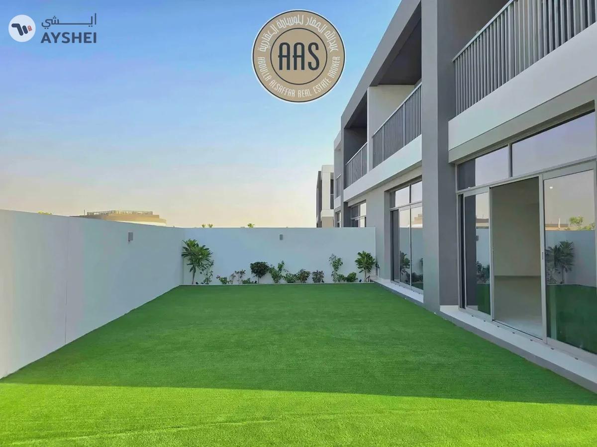 Brand New 5 BR Villa || Corner Unit Fully Fitted Kitchen-29-29