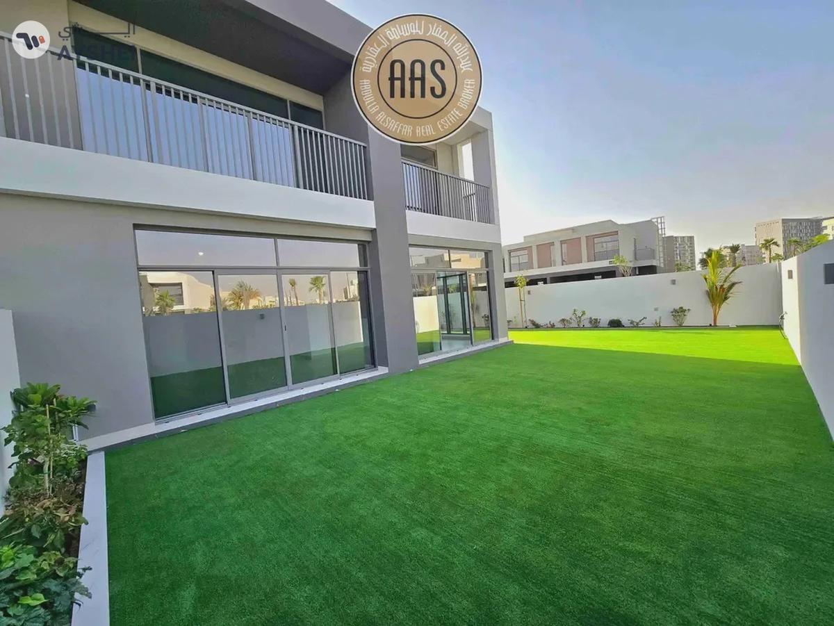 Brand New 5 BR Villa || Corner Unit Fully Fitted Kitchen-0-0