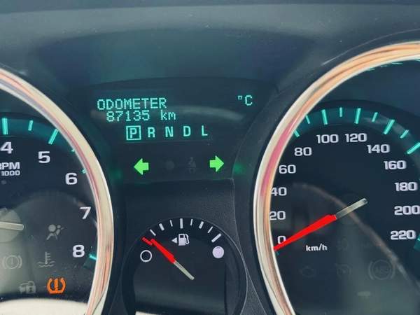 CHEVROLET TRAVERSE | 2009 | FULL OPTION | CLEAN CAR FRESH JAPAN IMPORT