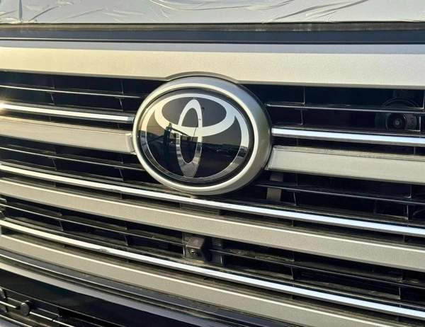 Toyota Land Cruiser GXR HIGH OPTN 4.0L PETROL V6 OMAN SPECS /RADAR /360 CAMERA | SOFT CLOSE DOOR