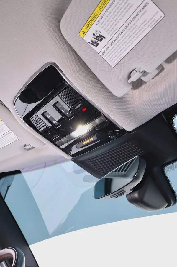 RANGE ROVER SPORT DYNAMIC V6 P400 WITH PERFECT COLOUR COMBINATION