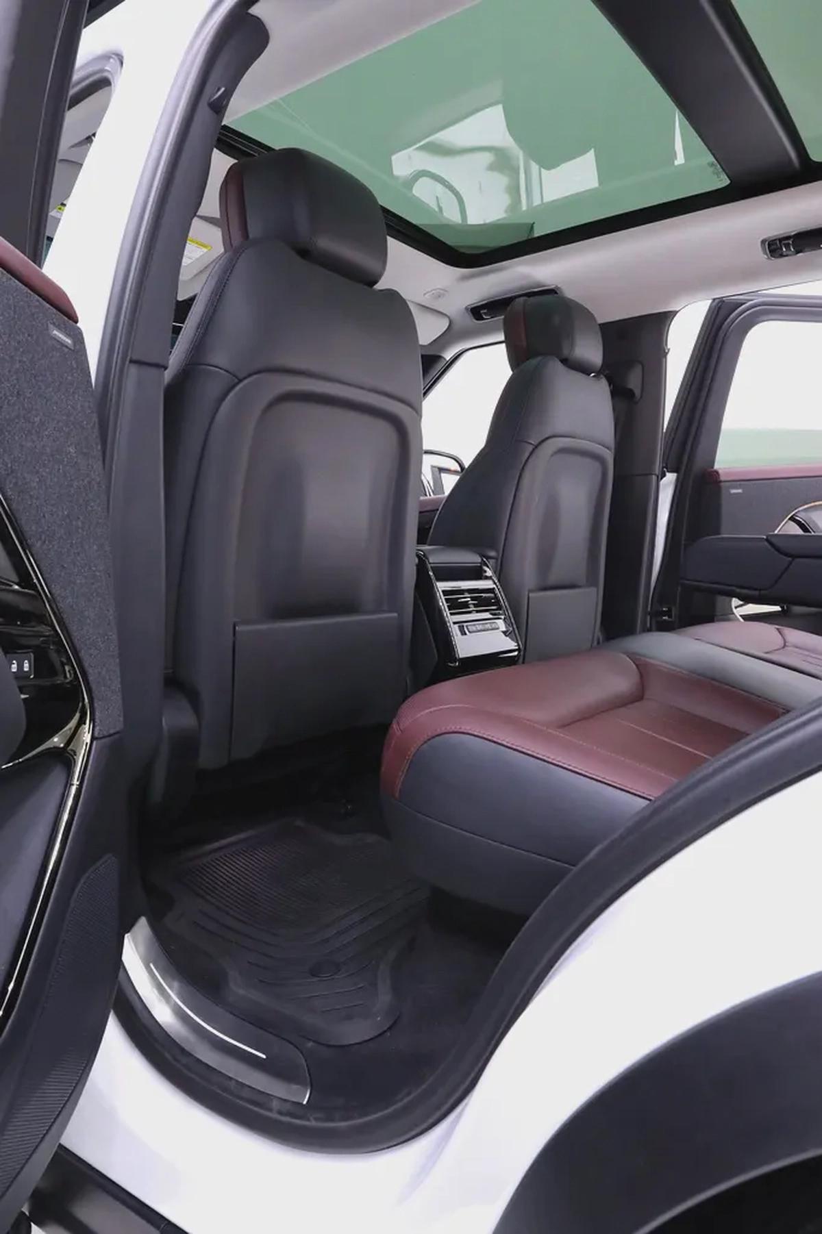 RANGE ROVER SPORT DYNAMIC V6 P400 WITH PERFECT COLOUR COMBINATION-15-15